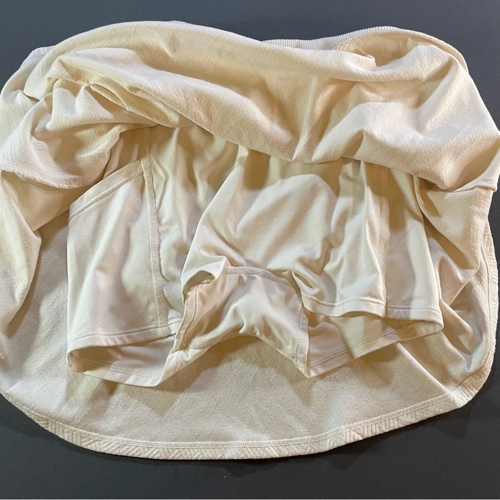 ALO Yoga Cream Skirt - Picture 12 of 12